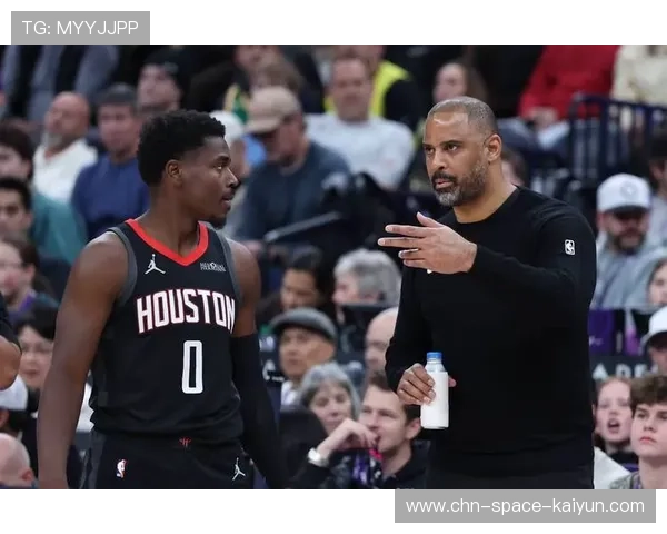 裁判漏判干扰球,火箭胜利被剥夺? 裁判漏判干扰球,火箭胜利被剥夺?